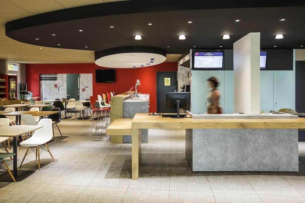 Ibis Rennes Cesson Hotel Bagian luar foto